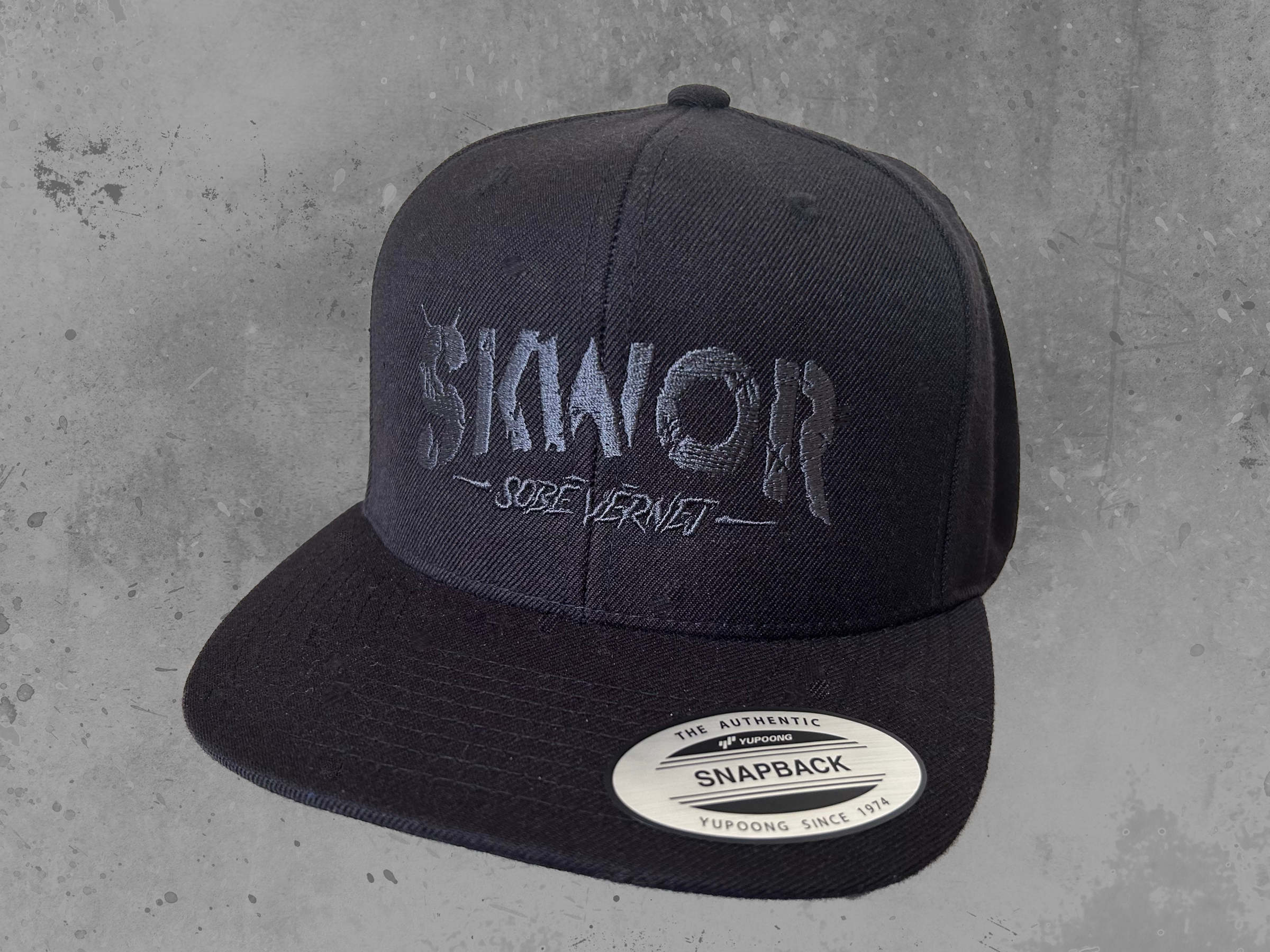 Snapback černá výšivka Sobě....
